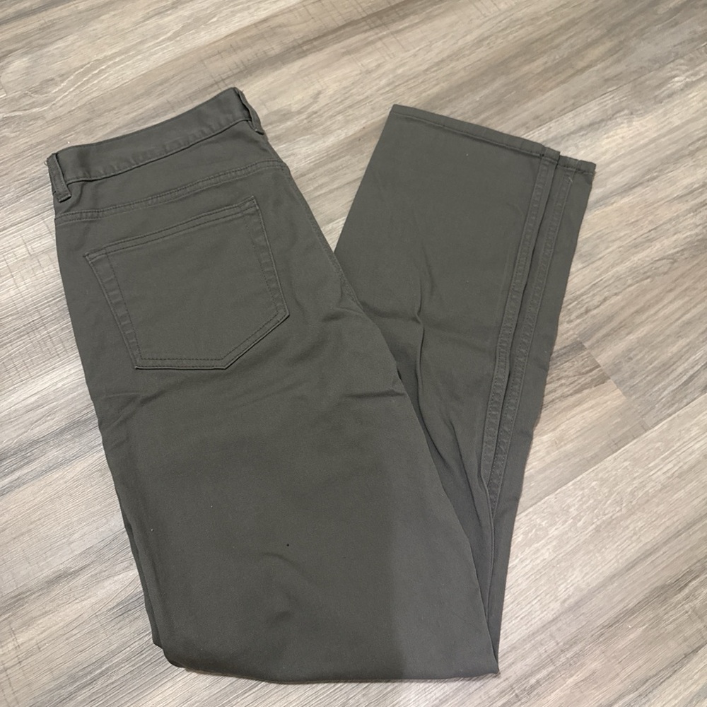 H&M Men's Chinos in Olive Green